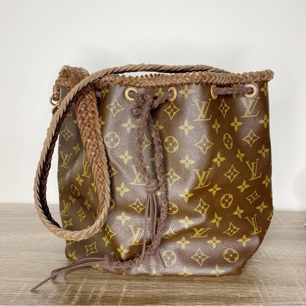 Vintage Boho Bag/ Fringeless Champagne Bag Louis Vuitton beautiful bag - Picture 3 of 9
